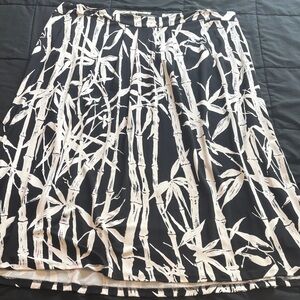 Talbots Woman Petites 3x Elegant Black and White Bamboo Print Skirt